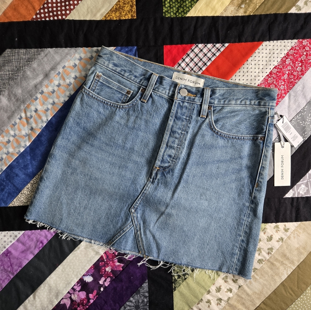 Denim Forum Jean Skirt Edie Mini Mid Blue Wash Raw Hem A Line Size 27